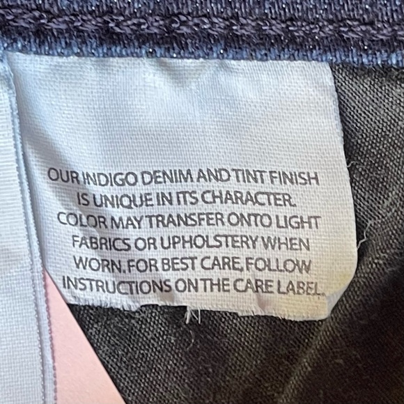 Gloria Vanderbilt Amanda Denim 5 Pocket Stretch Jeans 24W Average 30” Inseam NWT - Picture 8 of 15